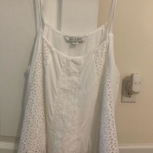 Tank top with flower pattern